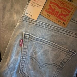 Levi's Women's Light Gray Skinny Jeans